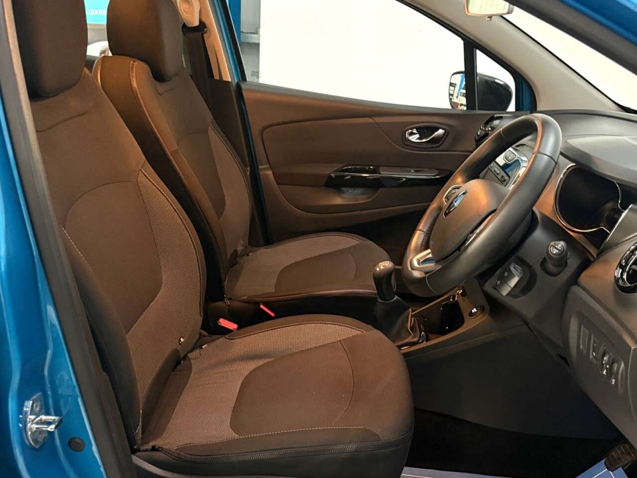 2017 RENAULT CAPTUR 2017 RENAULT CAPTUR