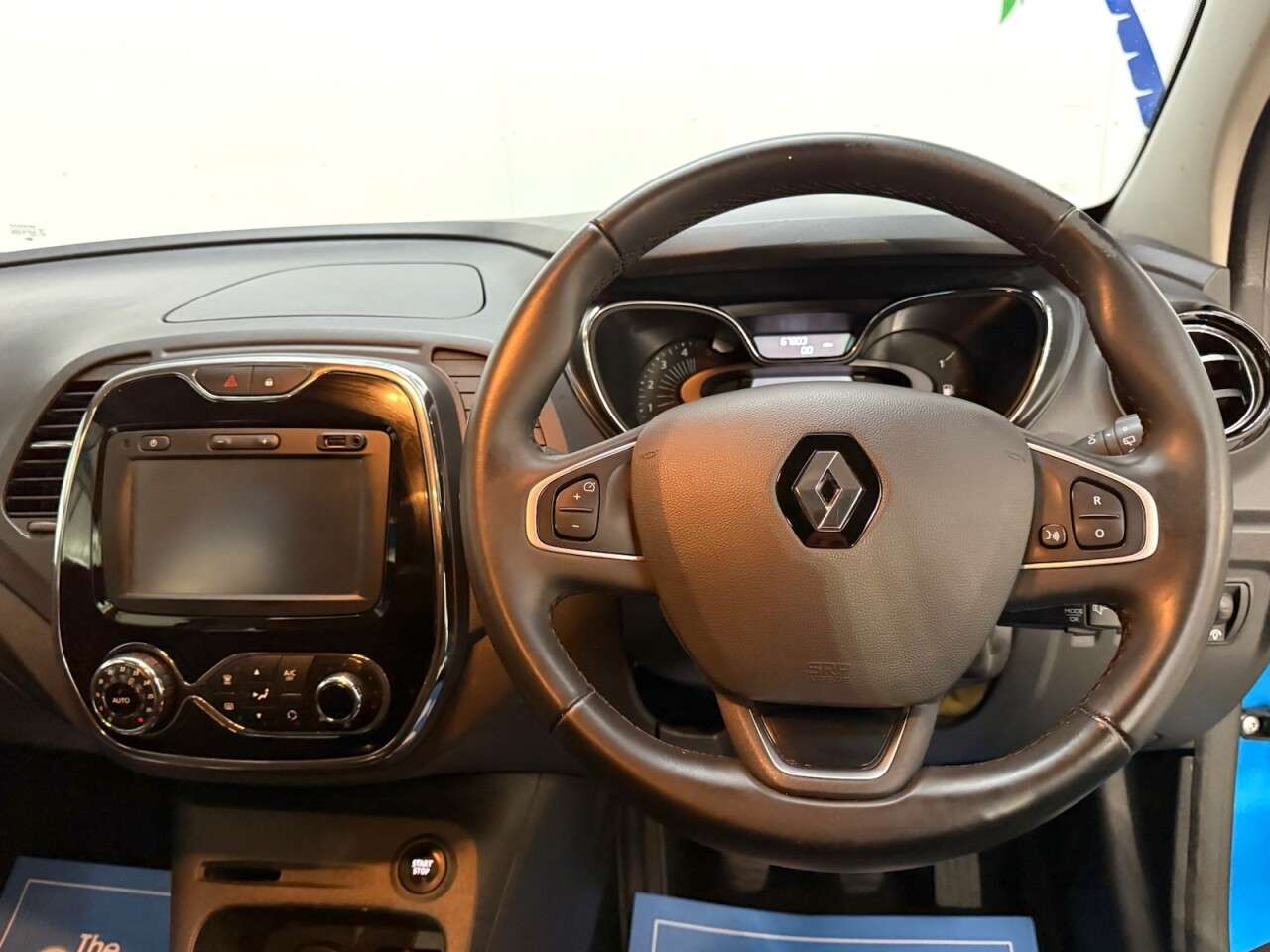 2017 RENAULT CAPTUR 2017 RENAULT CAPTUR