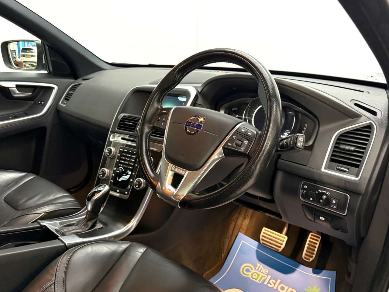 2016 VOLVO XC60 2016 VOLVO XC60