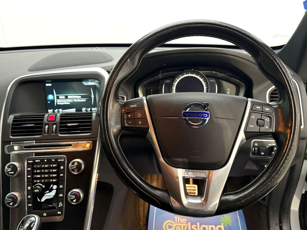 2016 VOLVO XC60 2016 VOLVO XC60