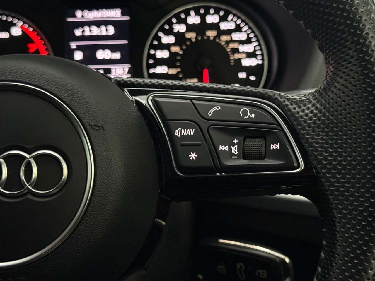 2020 AUDI Q2 2020 AUDI Q2