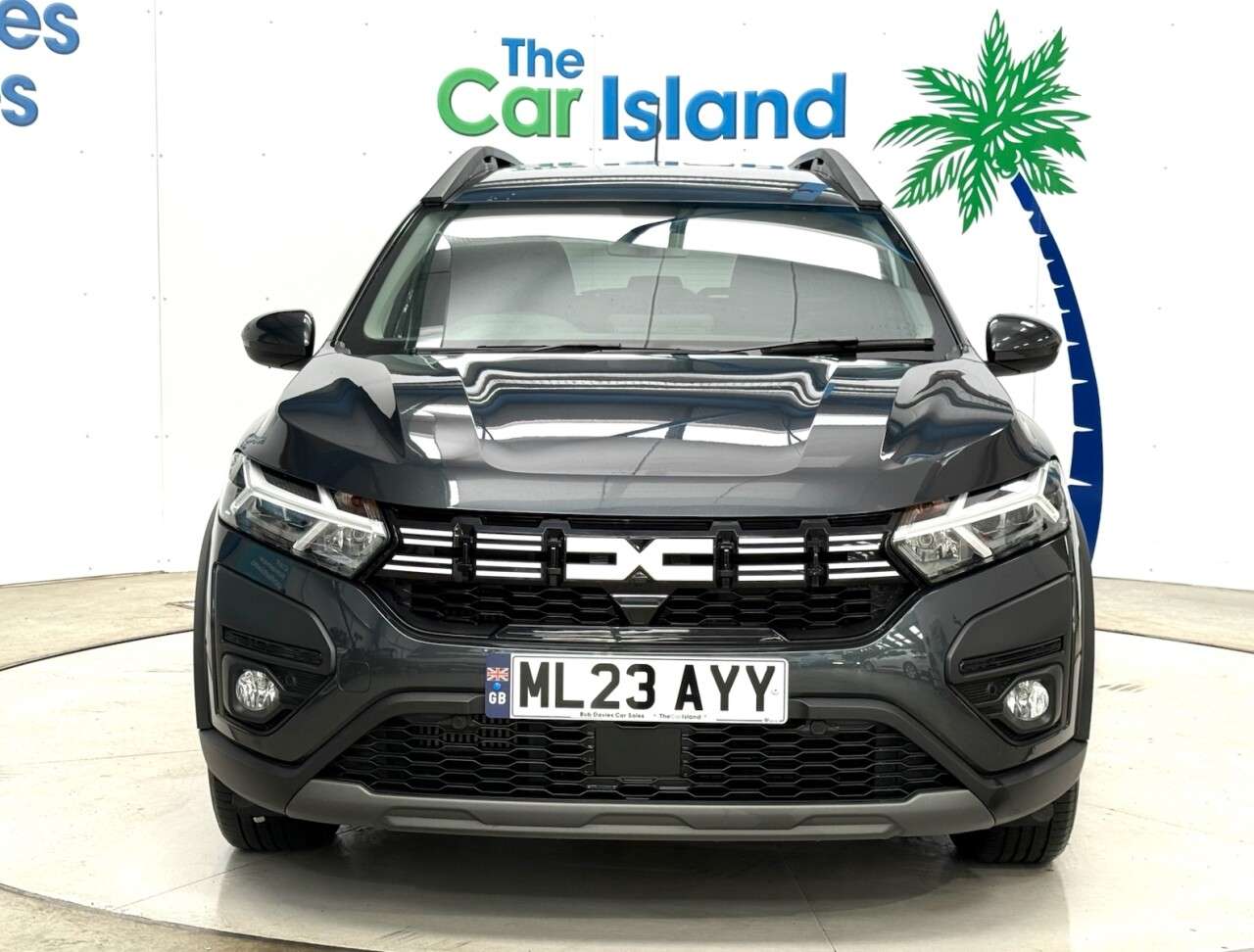 A 2023 DACIA JOGGER 1.0 TCe Expression MPV 5dr Petrol Manual Euro 6 (s/s) (110 ps) Parking Came A 2023 DACIA JOGGER 1.0 TCe Expression MPV 5dr Petrol Manual Euro 6 (s/s) (110 ps) Parking Came