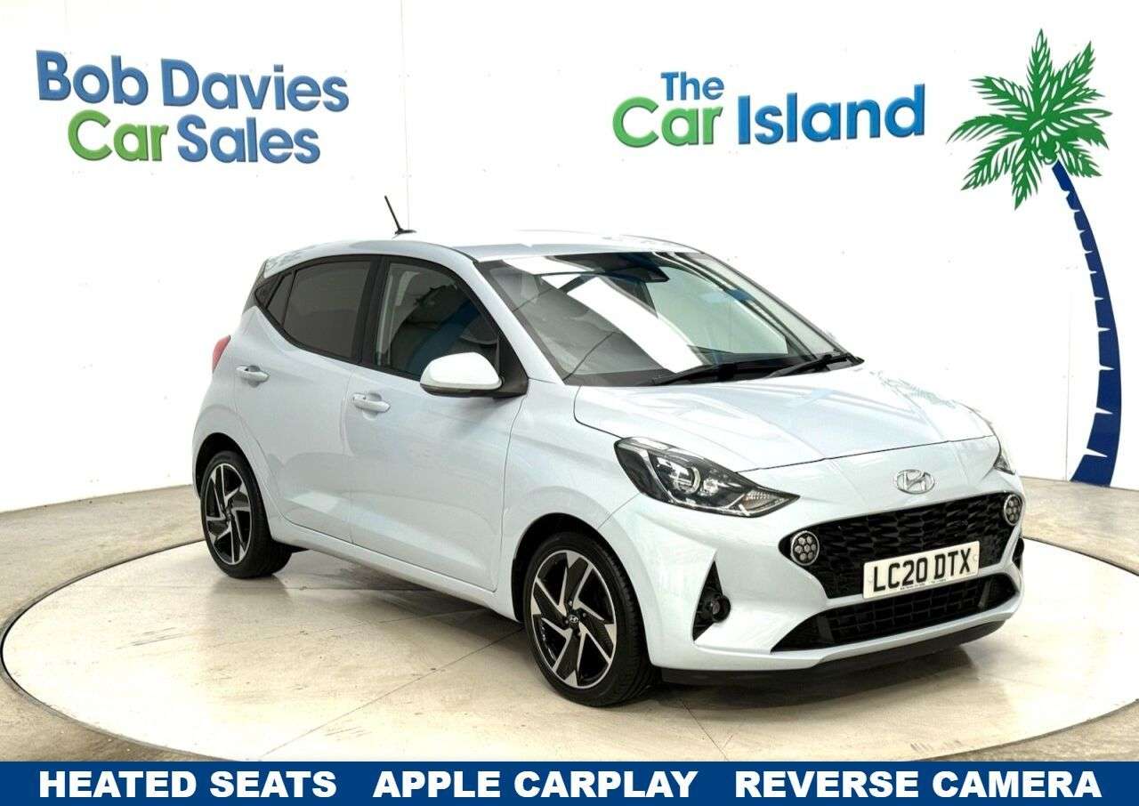 A 2020 HYUNDAI I10 1.0 Premium Hatchback 5dr Petrol Manual Euro 6 (s/s) (67 ps) Heated Seats & A 2020 HYUNDAI I10 1.0 Premium Hatchback 5dr Petrol Manual Euro 6 (s/s) (67 ps) Heated Seats &