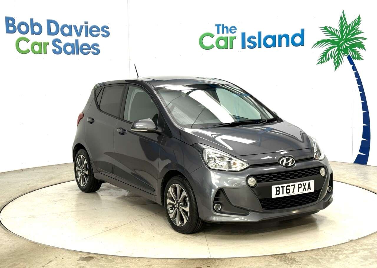 A 2017 HYUNDAI I10 1.2 Premium SE Hatchback 5dr Petrol Auto Euro 6 (87 ps) Panoramic Roof, Hea A 2017 HYUNDAI I10 1.2 Premium SE Hatchback 5dr Petrol Auto Euro 6 (87 ps) Panoramic Roof, Hea