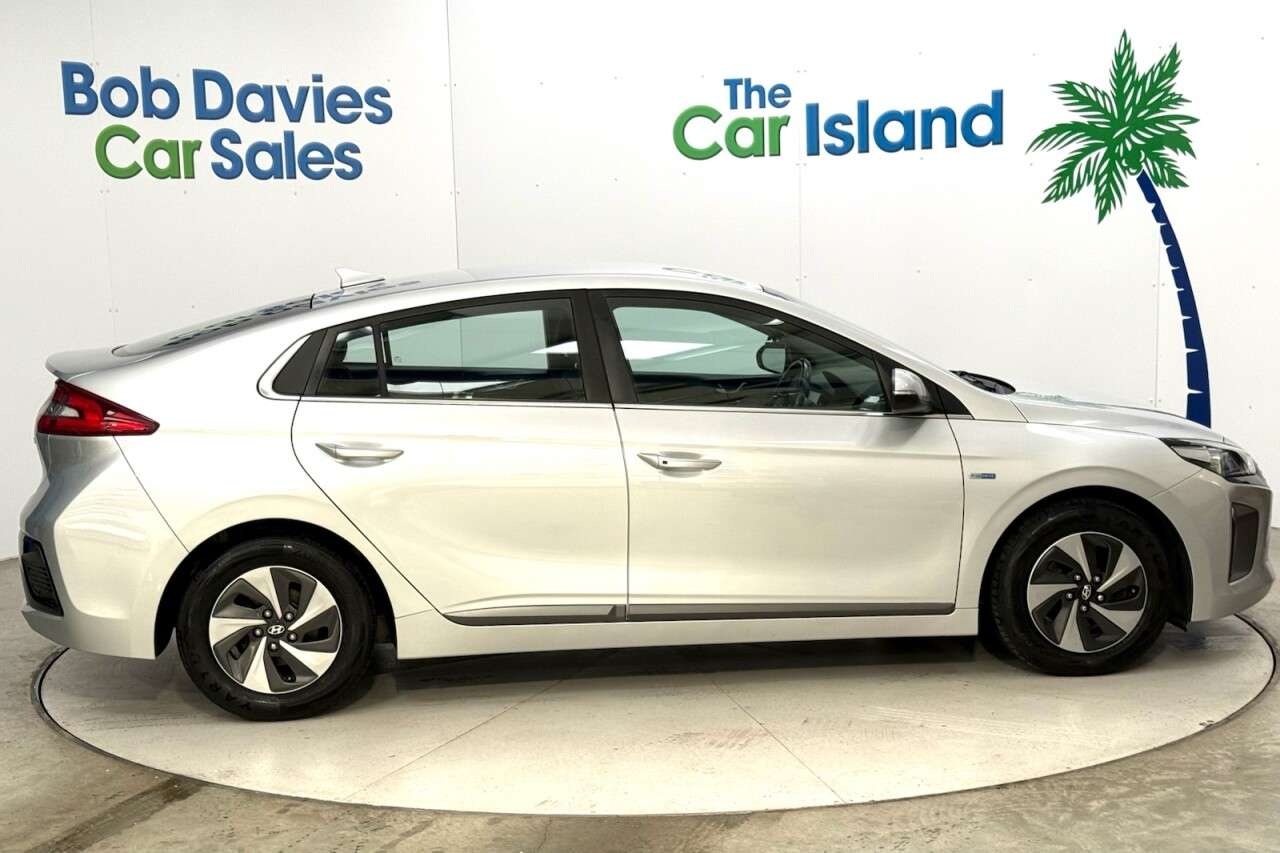 0 HYUNDAI IONIQ 0 HYUNDAI IONIQ