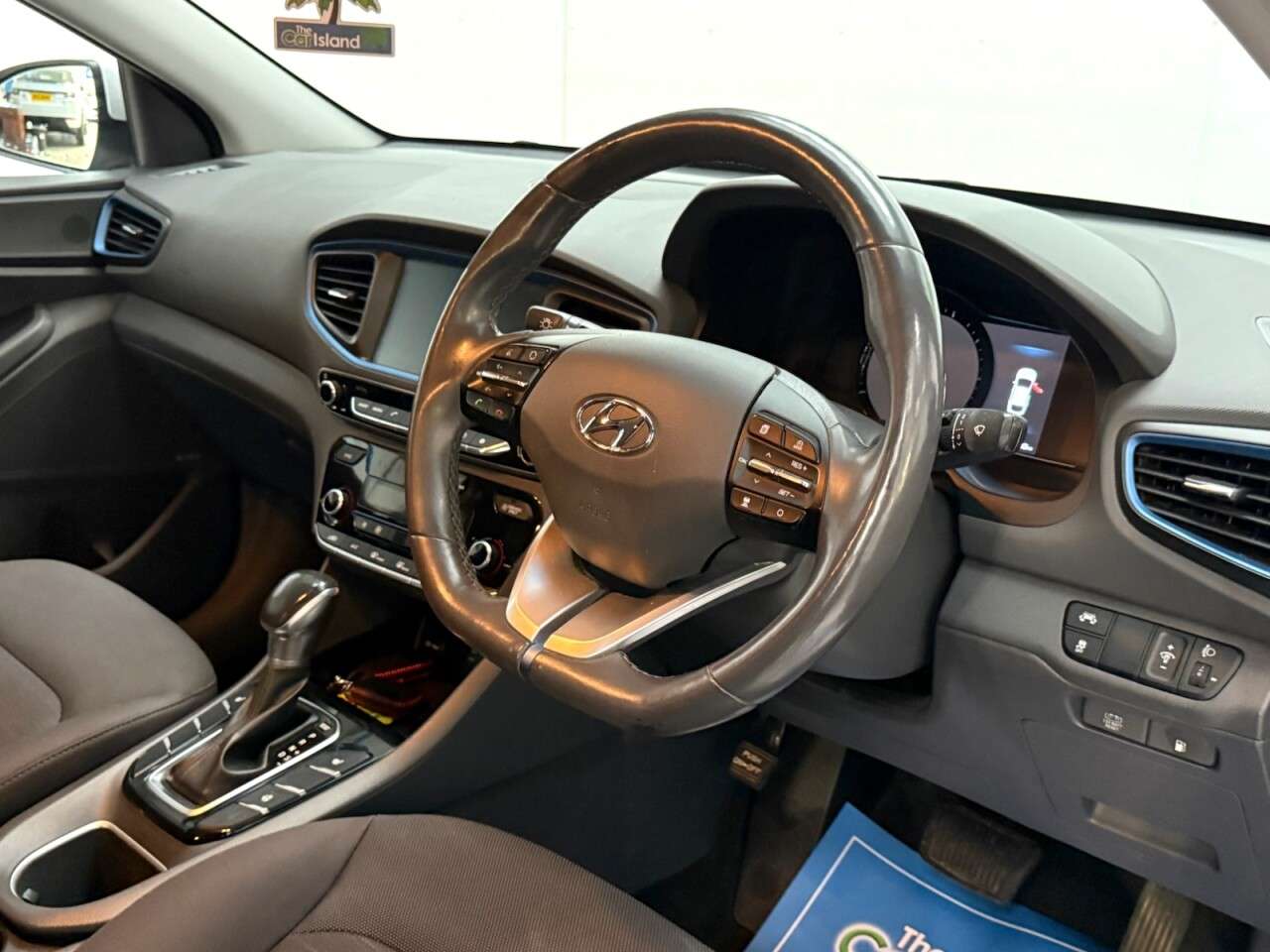 0 HYUNDAI IONIQ 0 HYUNDAI IONIQ