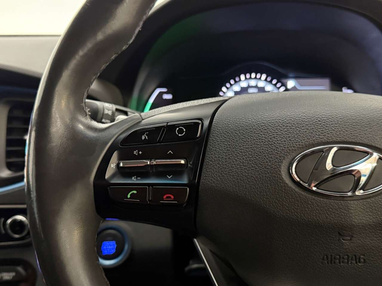 0 HYUNDAI IONIQ 0 HYUNDAI IONIQ