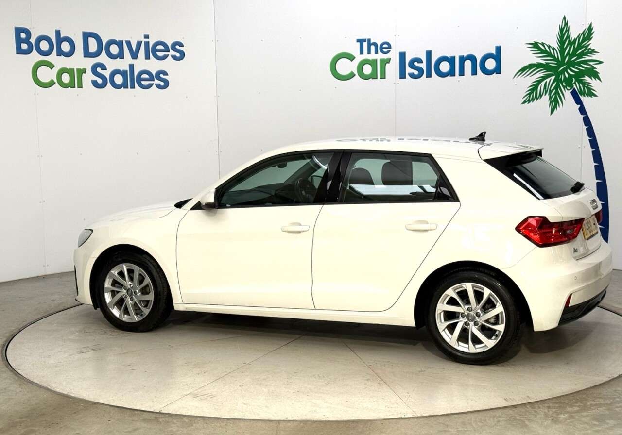 2020 AUDI A1 2020 AUDI A1