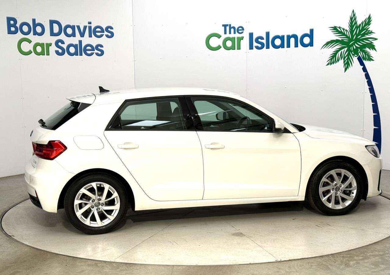 2020 AUDI A1 2020 AUDI A1