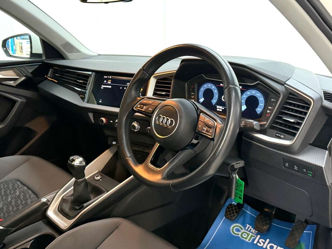 2020 AUDI A1 2020 AUDI A1