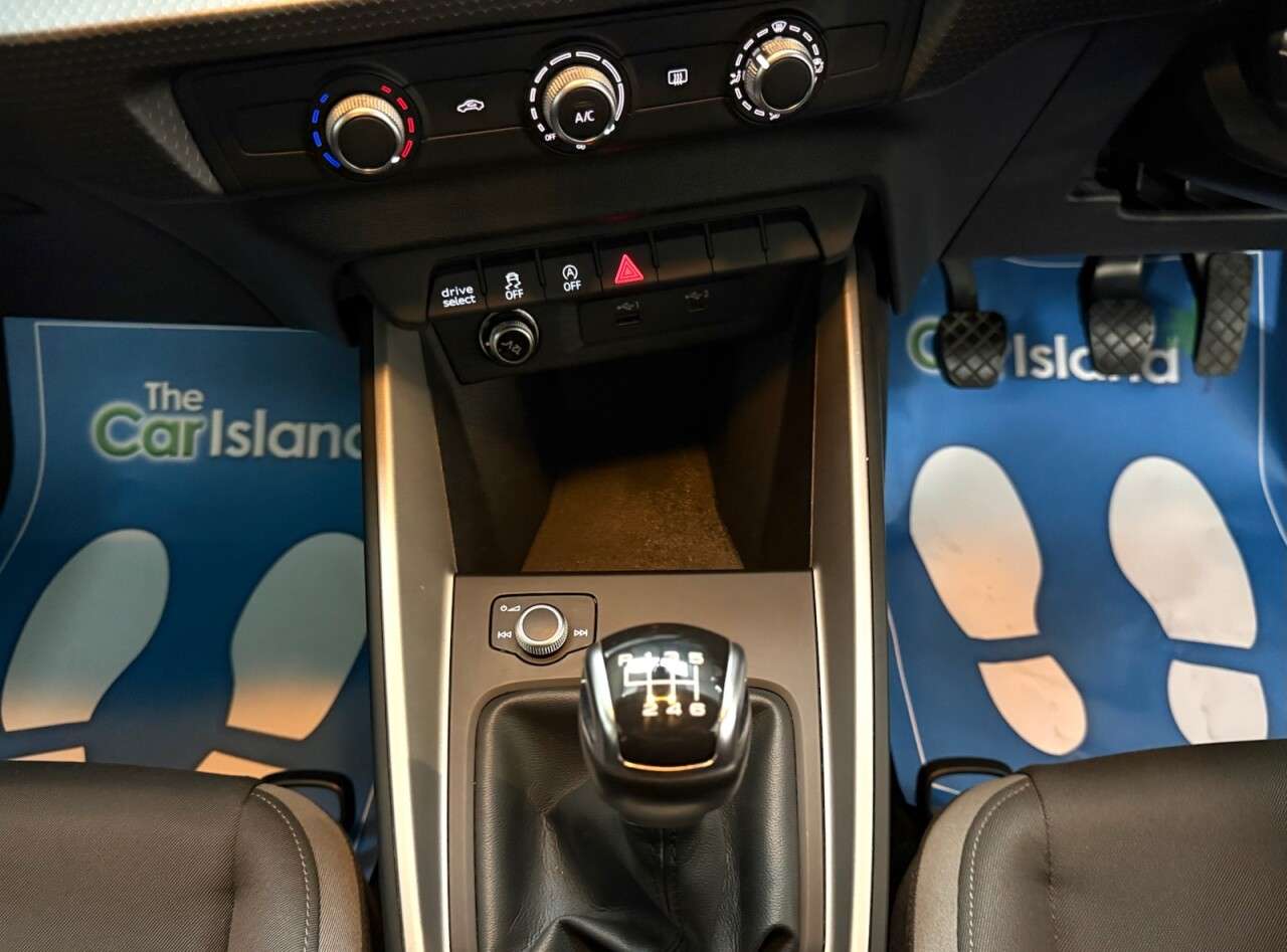 2020 AUDI A1 2020 AUDI A1