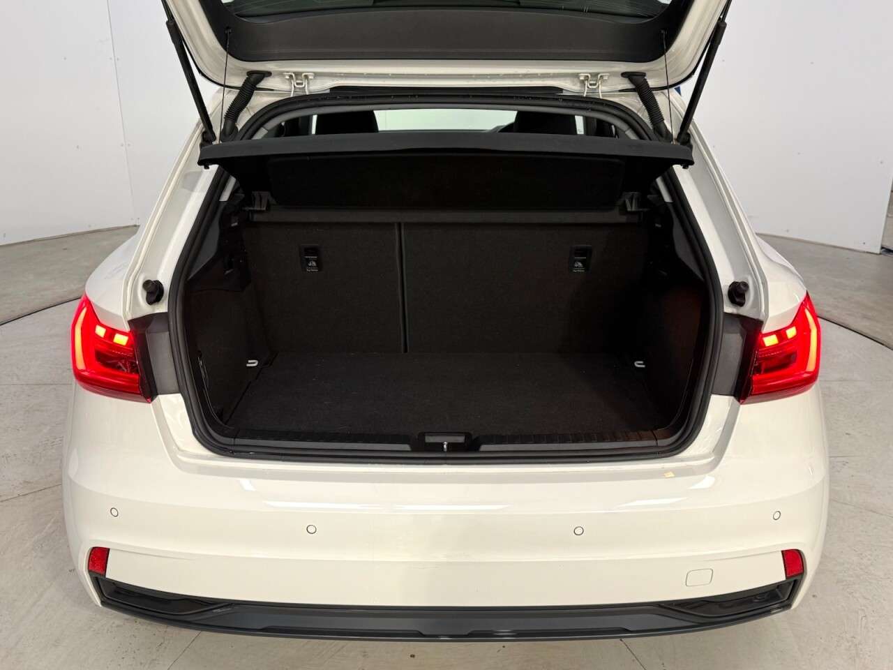 2020 AUDI A1 2020 AUDI A1