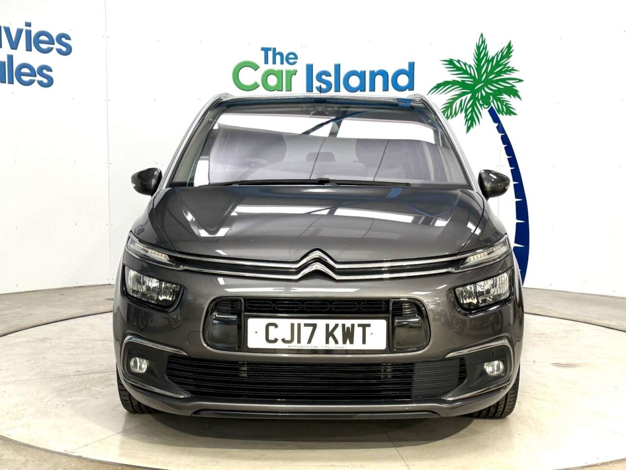 A 2017 CITROEN GRAND C4 PICASSO 2.0 BlueHDi Flair MPV 5dr Diesel Manual Euro 6 (s/s) (150 ps) SATNAV Blueto A 2017 CITROEN GRAND C4 PICASSO 2.0 BlueHDi Flair MPV 5dr Diesel Manual Euro 6 (s/s) (150 ps) SATNAV Blueto