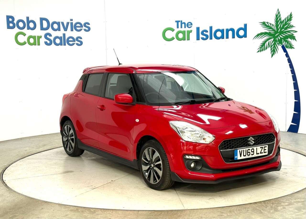 A 2019 SUZUKI SWIFT 1.2 Dualjet Attitude Hatchback 5dr Petrol Manual Euro 6 (s/s) (90 ps) Parki A 2019 SUZUKI SWIFT 1.2 Dualjet Attitude Hatchback 5dr Petrol Manual Euro 6 (s/s) (90 ps) Parki
