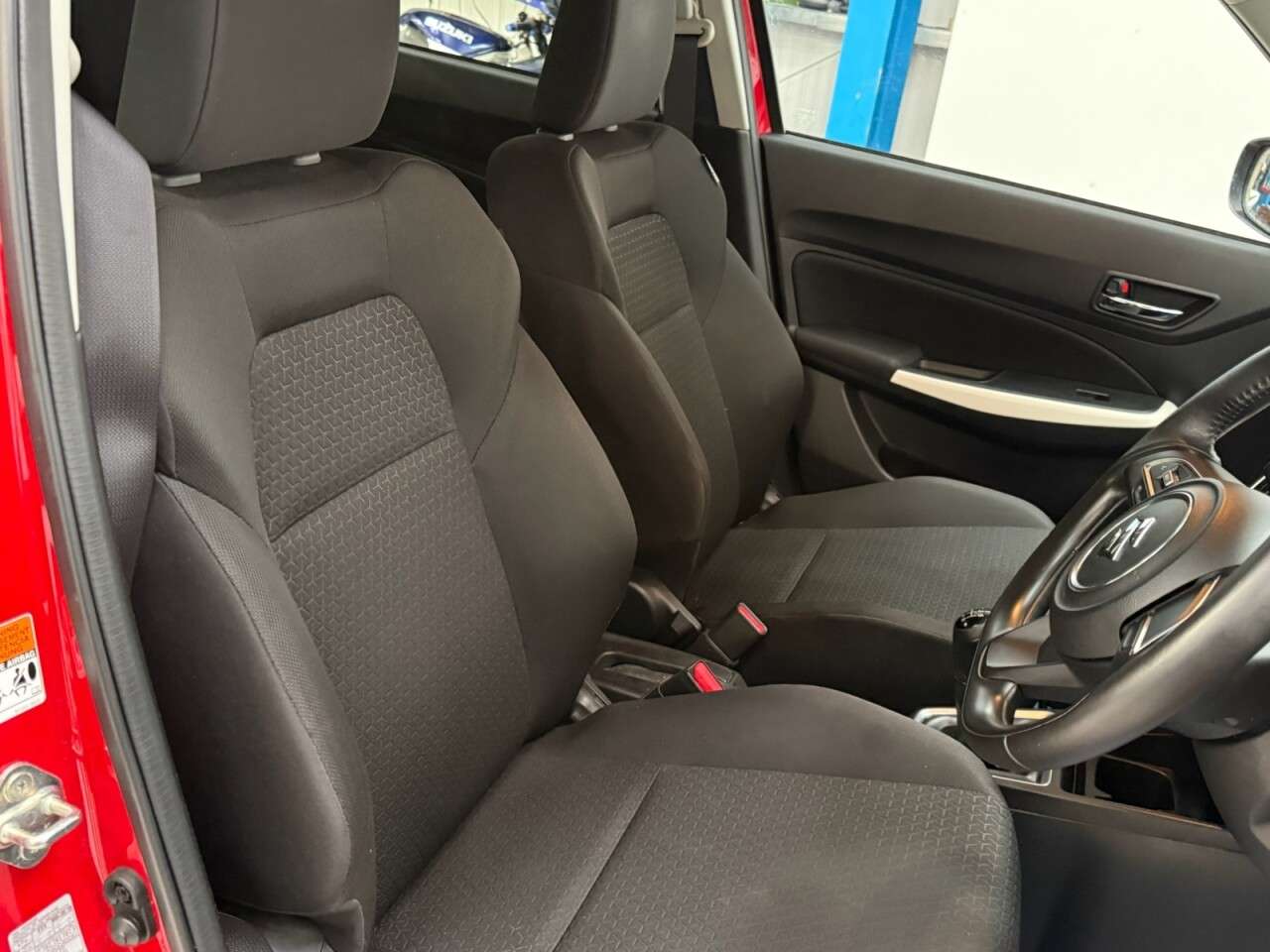 2019 SUZUKI SWIFT 2019 SUZUKI SWIFT