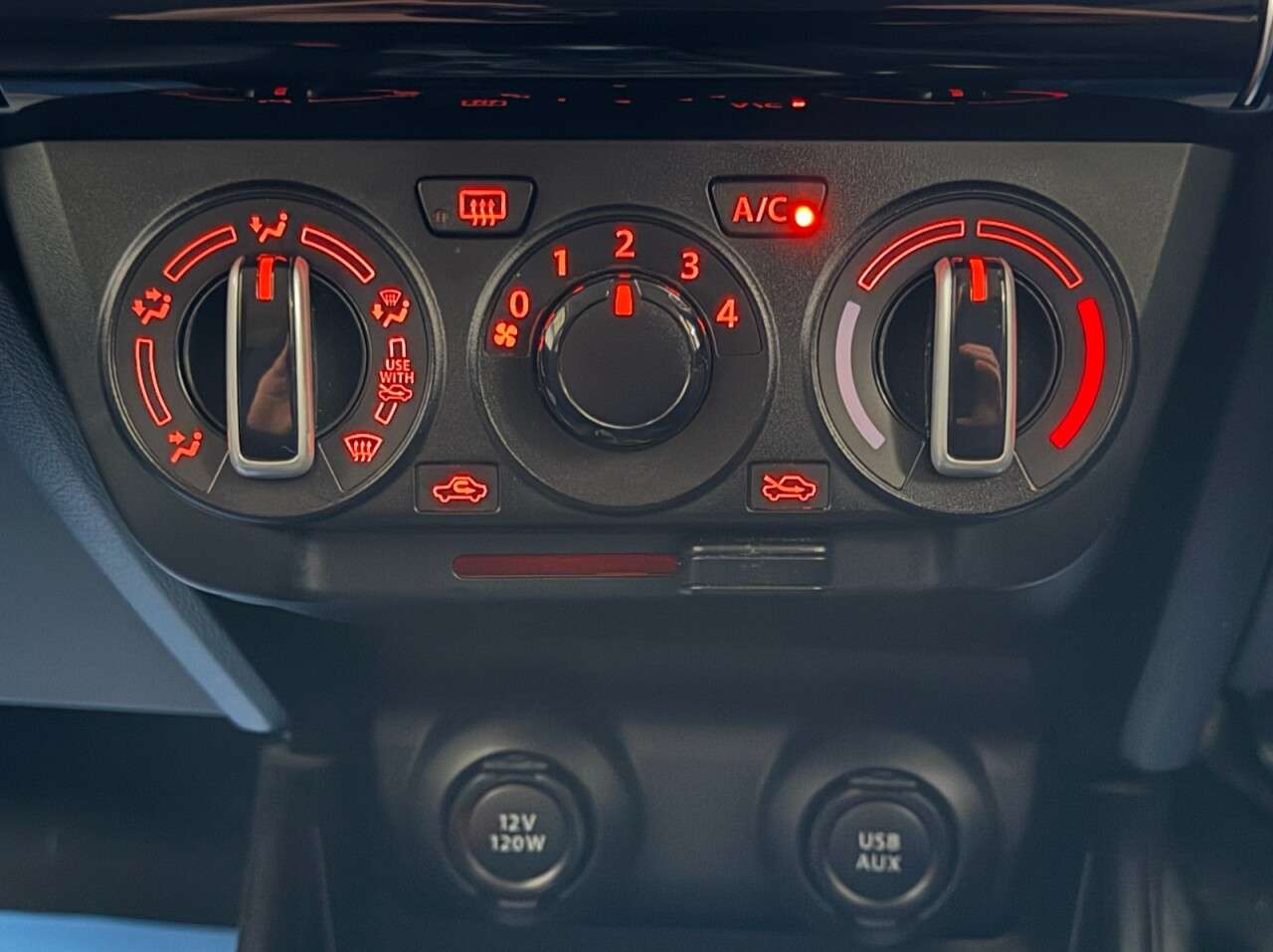 2019 SUZUKI SWIFT 2019 SUZUKI SWIFT