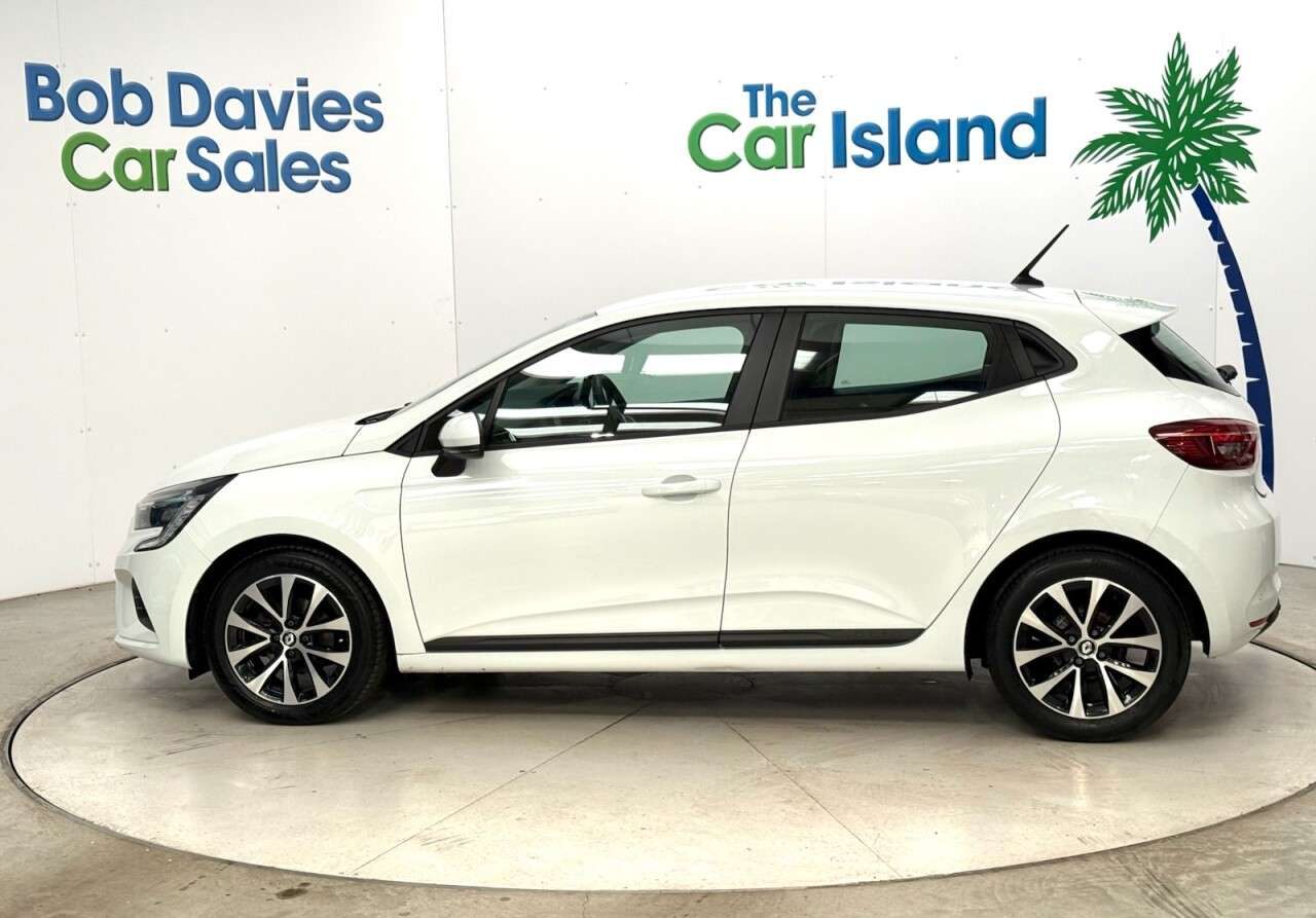 2022 RENAULT CLIO 2022 RENAULT CLIO