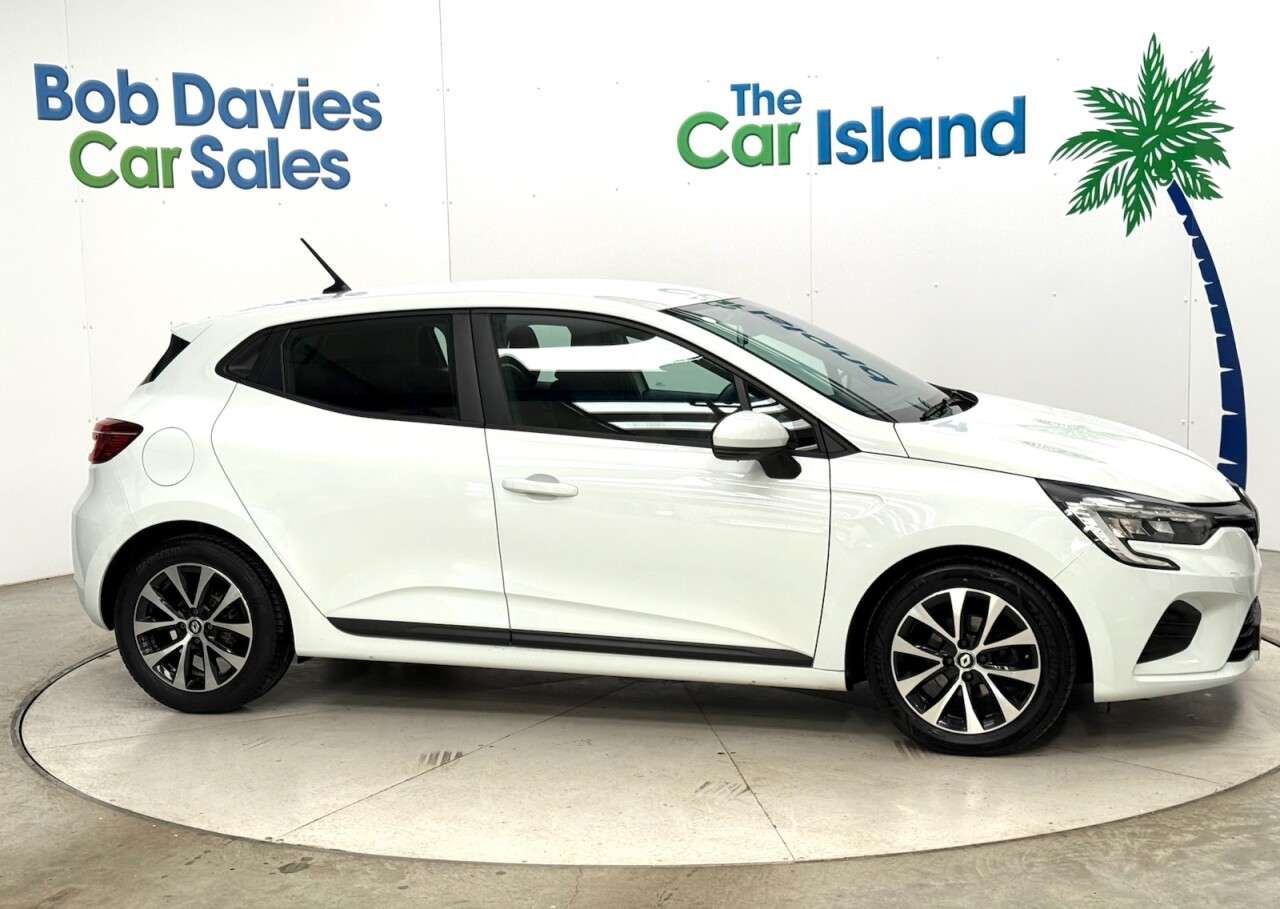 2022 RENAULT CLIO 2022 RENAULT CLIO