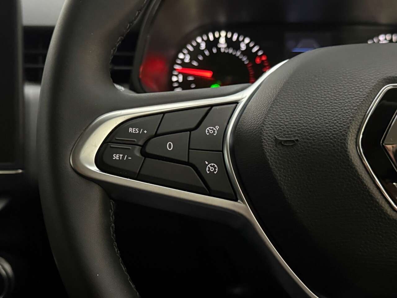 2022 RENAULT CLIO 2022 RENAULT CLIO