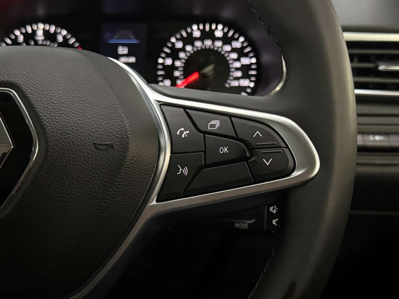 2022 RENAULT CLIO 2022 RENAULT CLIO