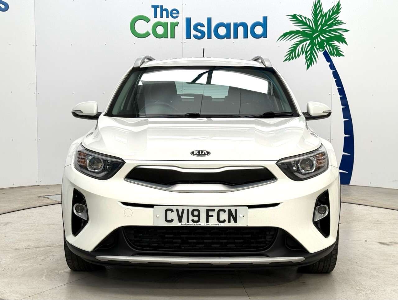 A 2019 KIA STONIC 1.4 2 SUV 5dr Petrol Manual Euro 6 (s/s) (98 bhp) Apple Car Play Parking Ai A 2019 KIA STONIC 1.4 2 SUV 5dr Petrol Manual Euro 6 (s/s) (98 bhp) Apple Car Play Parking Ai