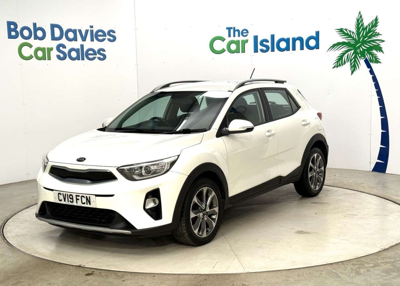 A 2019 KIA STONIC 1.4 2 SUV 5dr Petrol Manual Euro 6 (s/s) (98 bhp) Apple Car Play Parking Ai A 2019 KIA STONIC 1.4 2 SUV 5dr Petrol Manual Euro 6 (s/s) (98 bhp) Apple Car Play Parking Ai