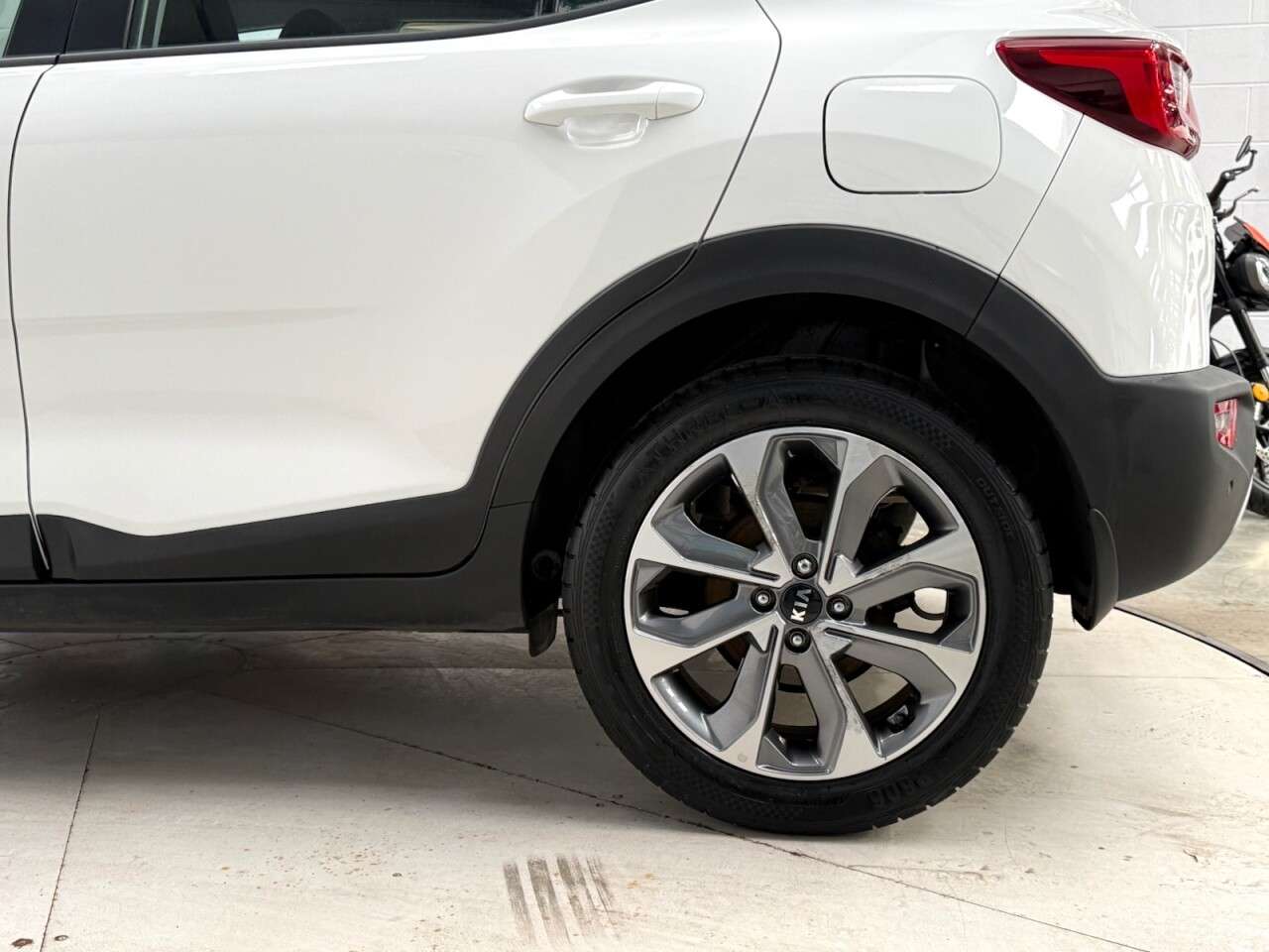 2019 KIA STONIC 2019 KIA STONIC