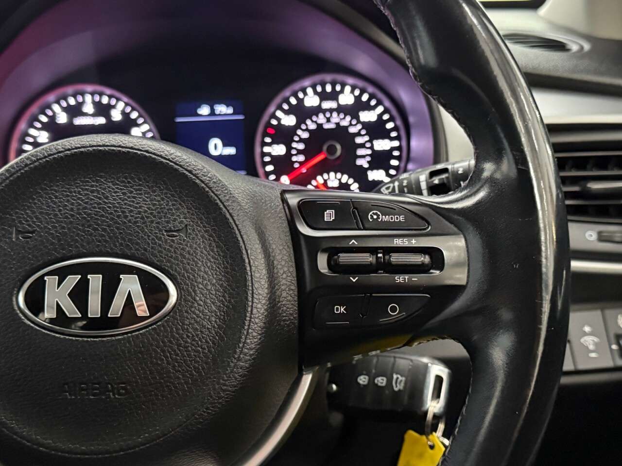 2019 KIA STONIC 2019 KIA STONIC