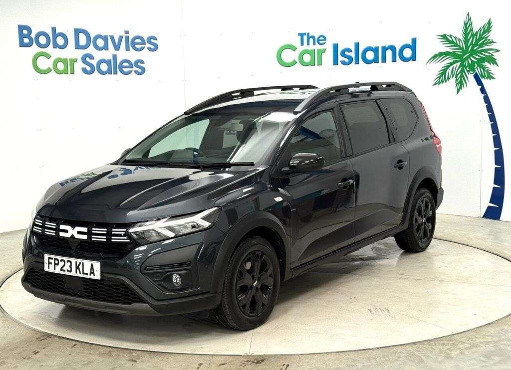 A 2023 DACIA JOGGER 1.0 TCe Extreme SE MPV 5dr Petrol Manual Euro 6 (s/s) (110 ps) Full SH Daci A 2023 DACIA JOGGER 1.0 TCe Extreme SE MPV 5dr Petrol Manual Euro 6 (s/s) (110 ps) Full SH Daci