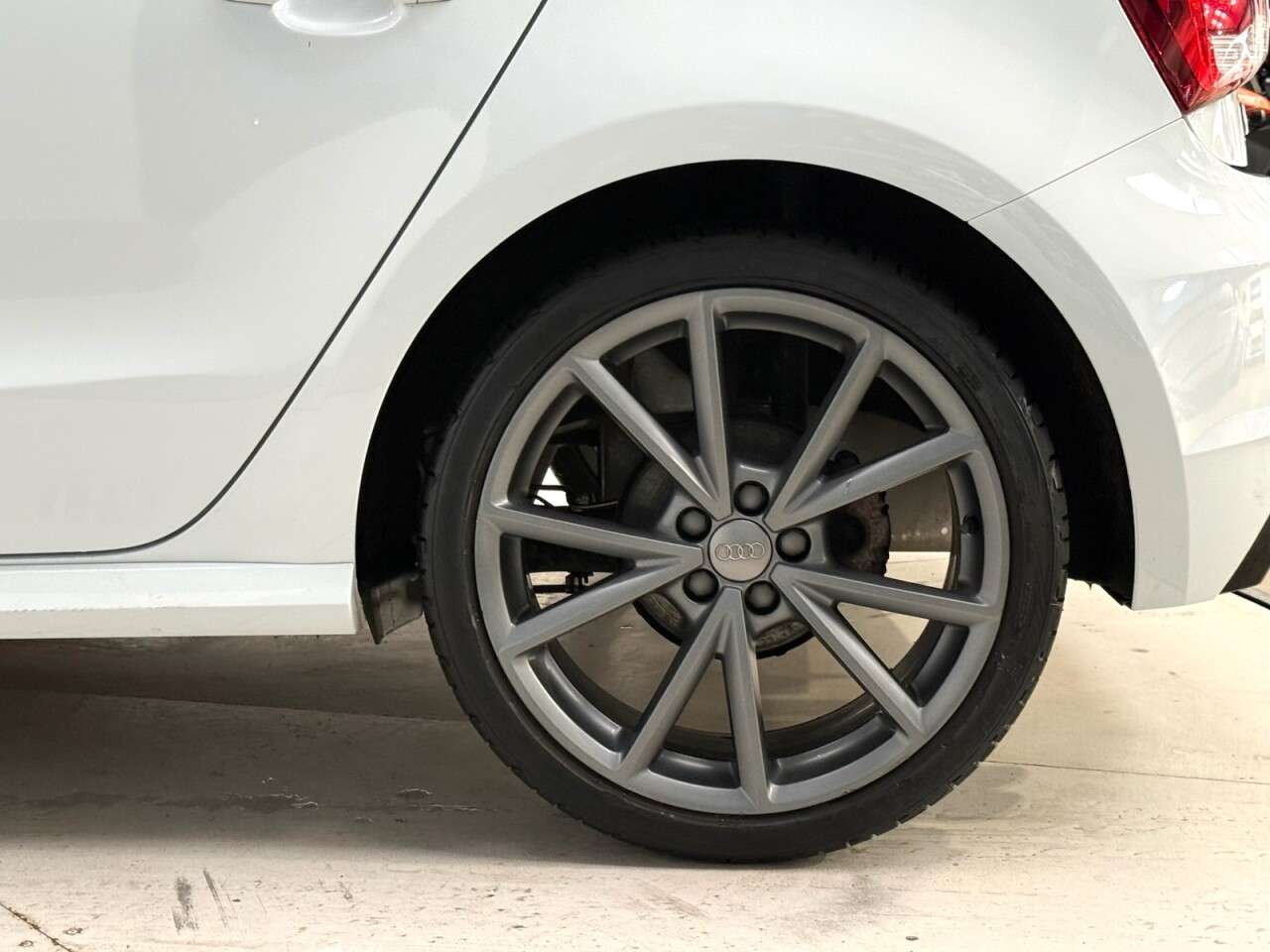 2017 AUDI A1 2017 AUDI A1