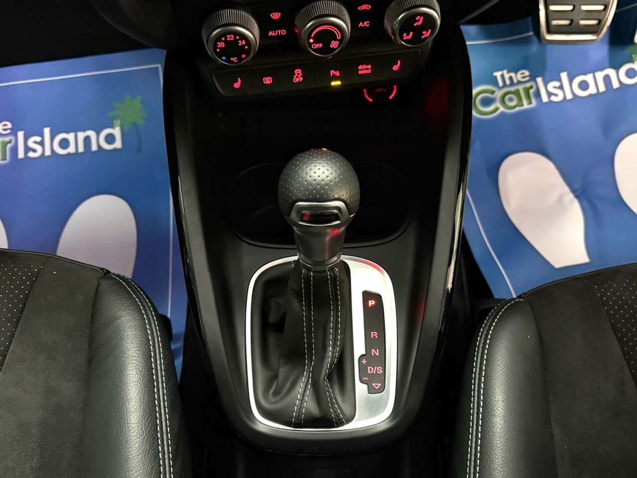 2017 AUDI A1 2017 AUDI A1