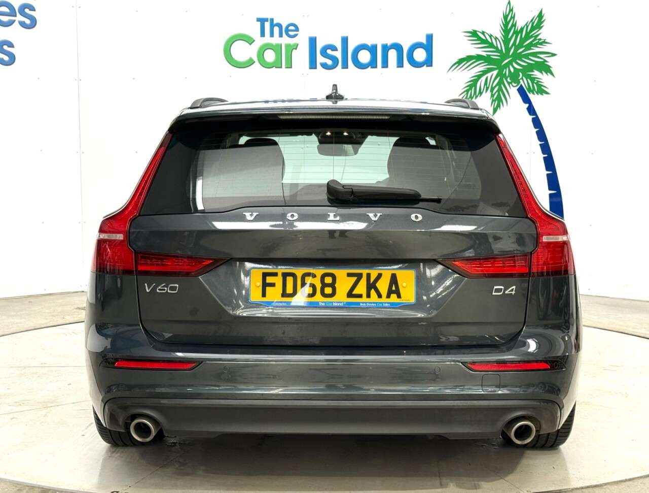 2019 VOLVO V60 2019 VOLVO V60