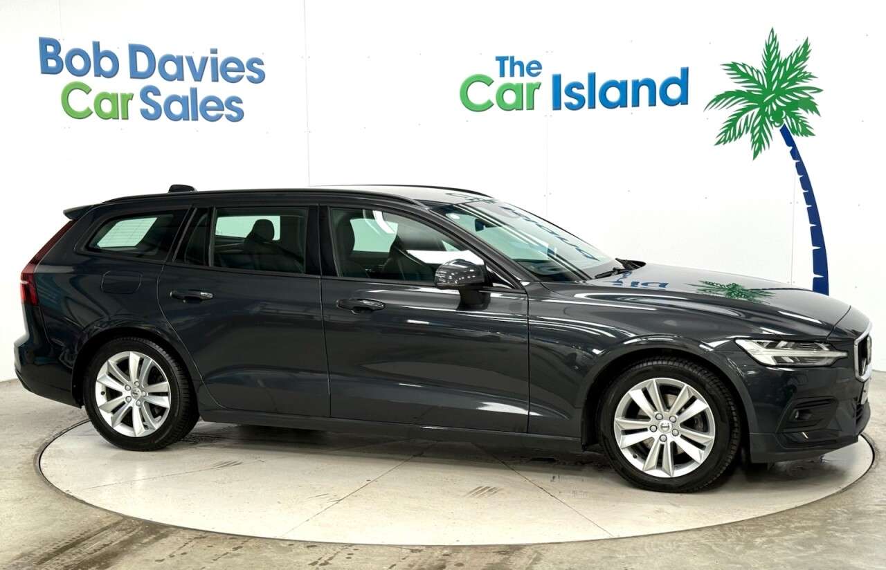 2019 VOLVO V60 2019 VOLVO V60
