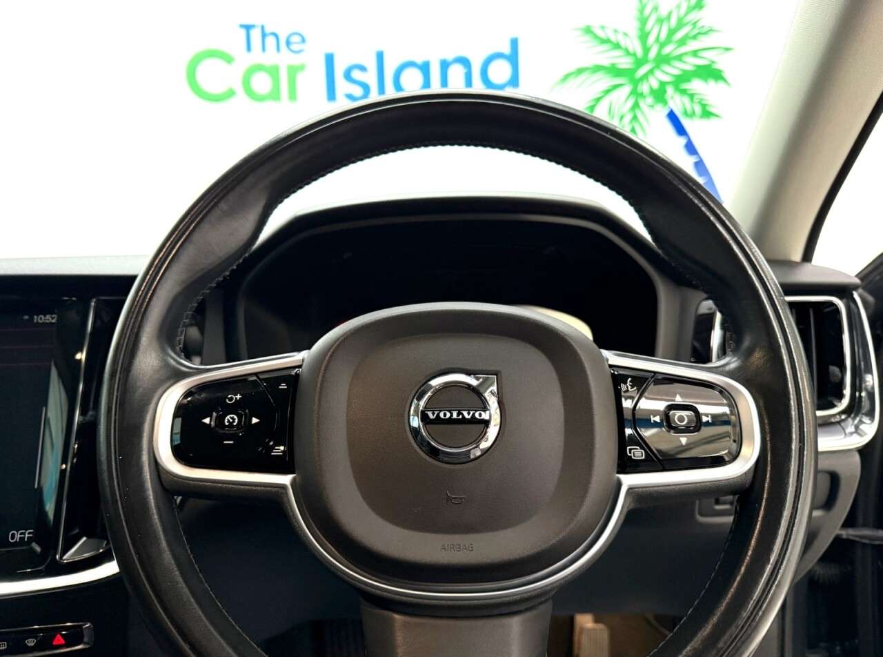 2019 VOLVO V60 2019 VOLVO V60