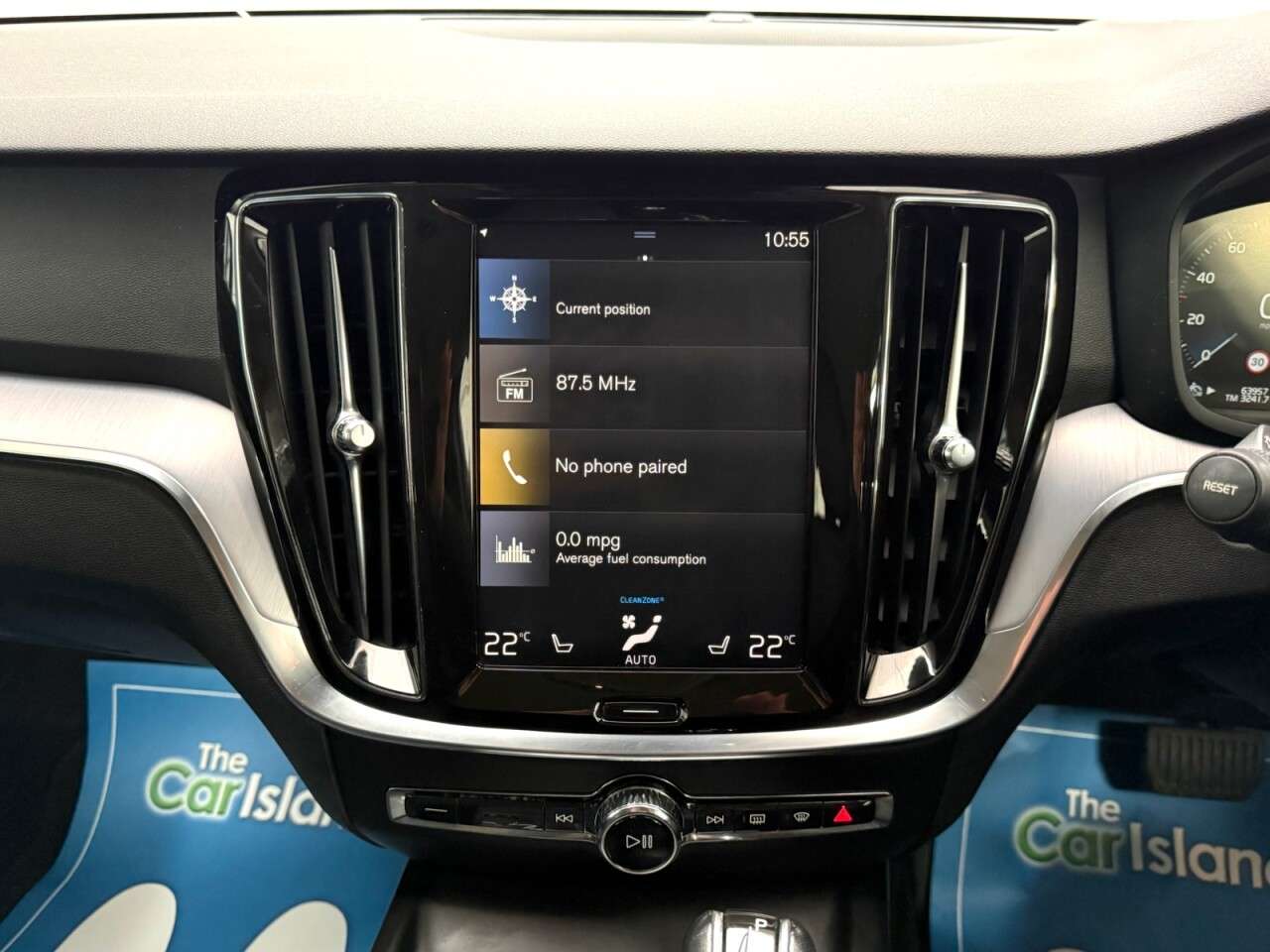 2019 VOLVO V60 2019 VOLVO V60