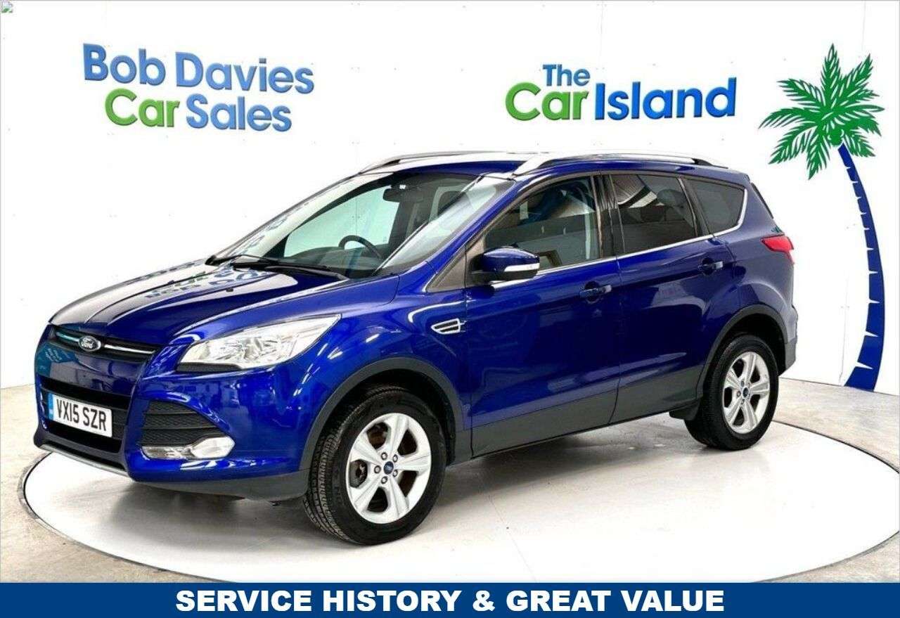 A 2015 FORD KUGA 2.0 TDCi Zetec SUV 5dr Diesel Manual AWD Euro 6 (s/s) (150 ps) Privacy Glas A 2015 FORD KUGA 2.0 TDCi Zetec SUV 5dr Diesel Manual AWD Euro 6 (s/s) (150 ps) Privacy Glas