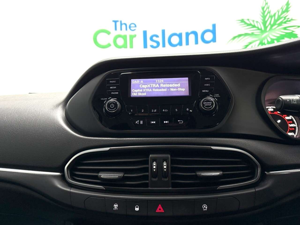 2021 FIAT TIPO 2021 FIAT TIPO