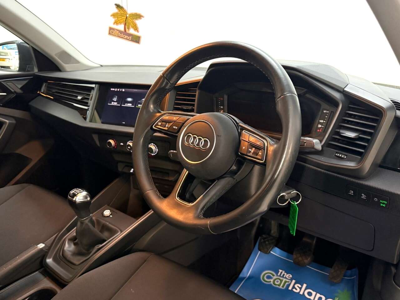 2021 AUDI A1 2021 AUDI A1