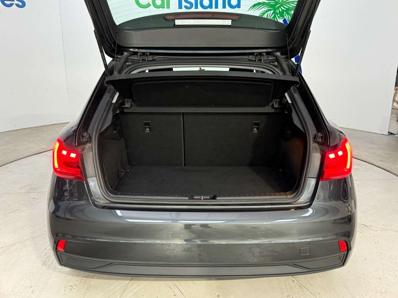 2021 AUDI A1 2021 AUDI A1