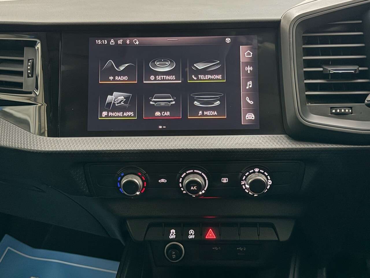 2021 AUDI A1 2021 AUDI A1