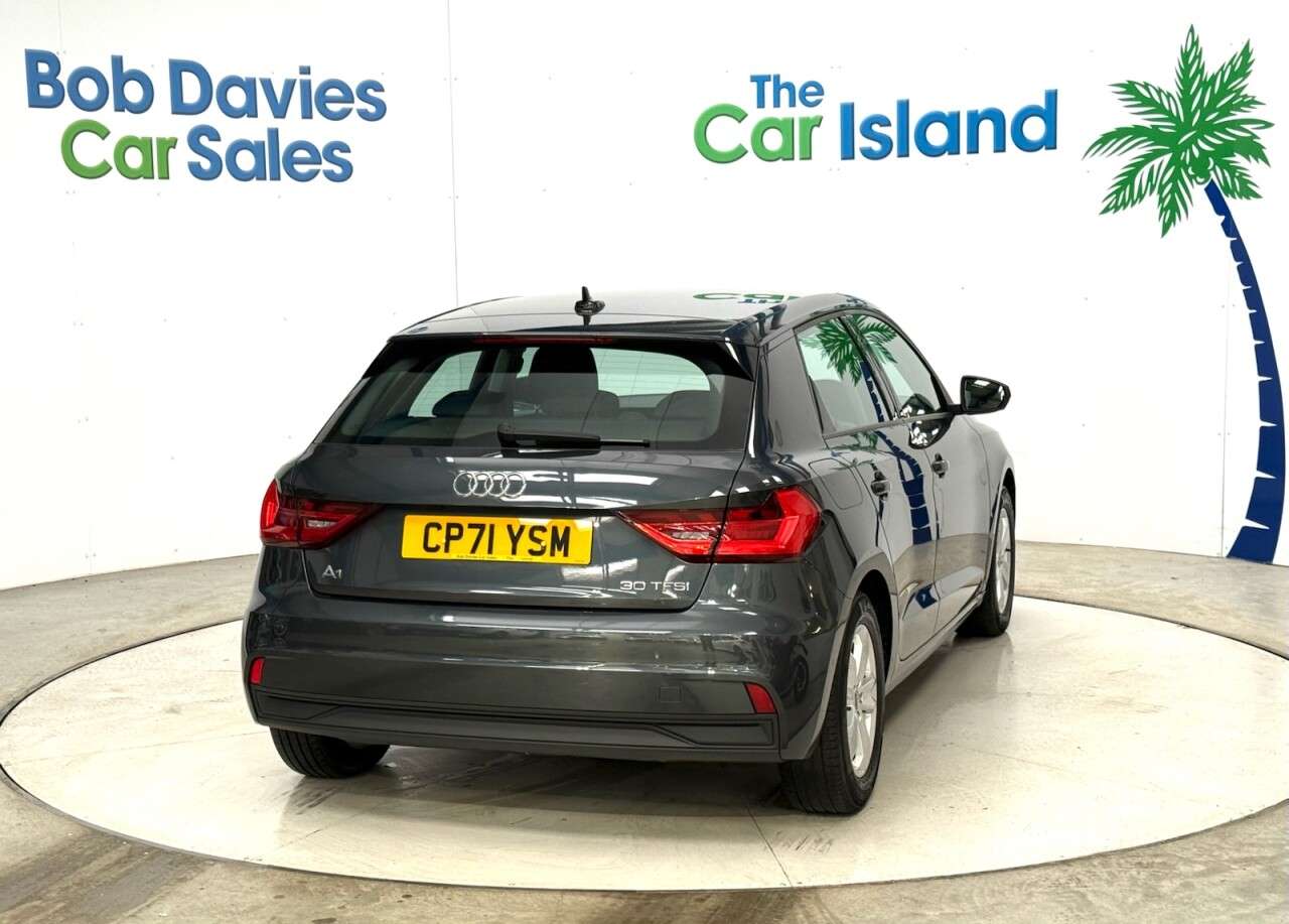 2021 AUDI A1 2021 AUDI A1