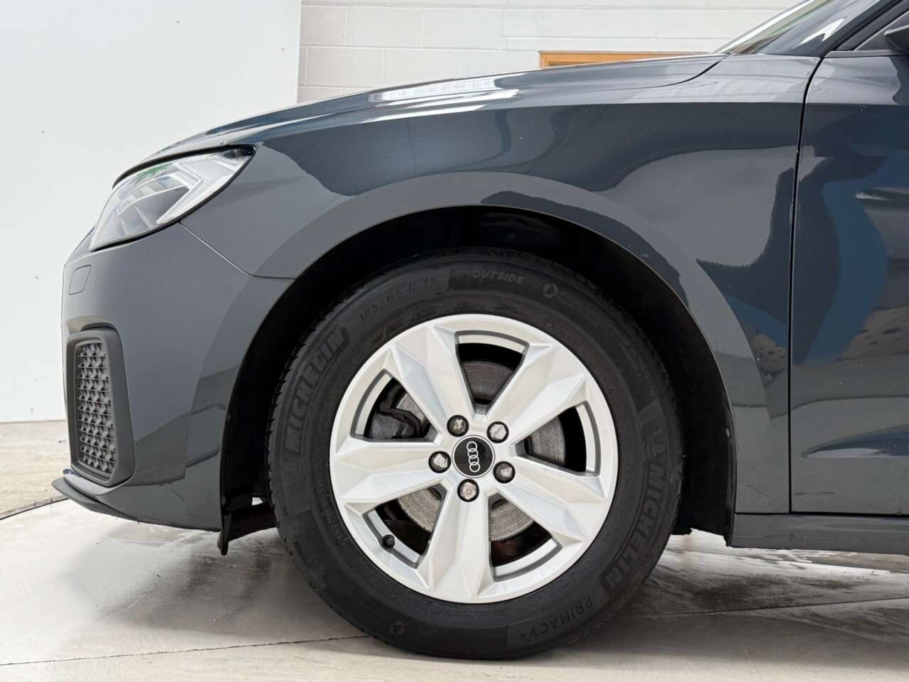 2021 AUDI A1 2021 AUDI A1