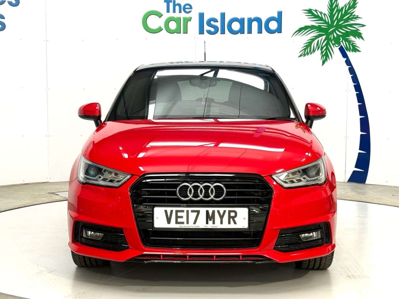 A 2017 AUDI A1 1.4 TFSI CoD Black Edition Sportback 5dr Petrol Automatic Euro 6 (s/s) (150 A 2017 AUDI A1 1.4 TFSI CoD Black Edition Sportback 5dr Petrol Automatic Euro 6 (s/s) (150