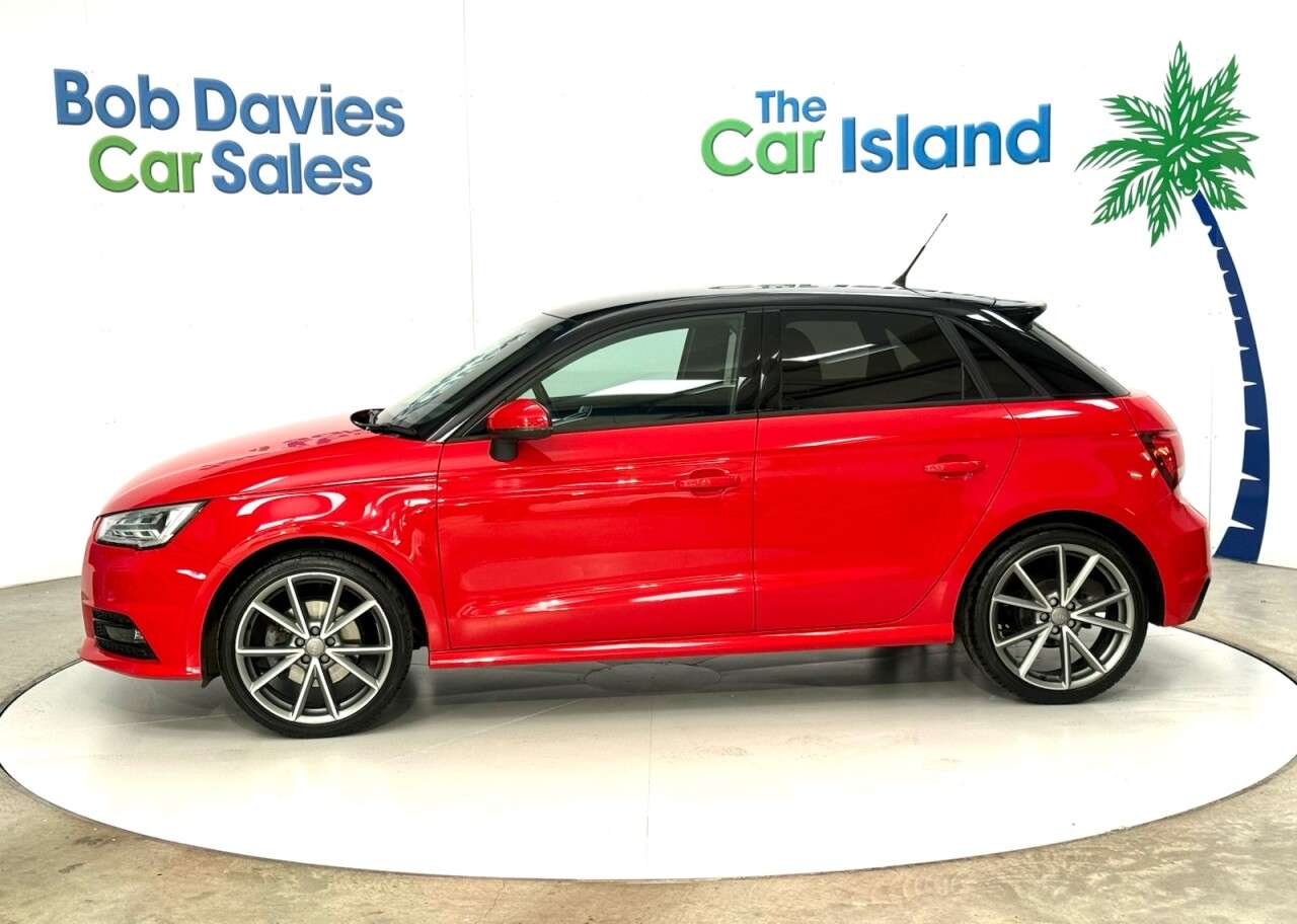 2017 AUDI A1 2017 AUDI A1