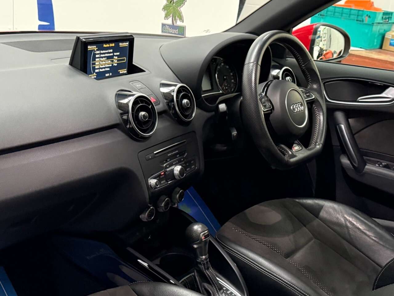 2017 AUDI A1 2017 AUDI A1