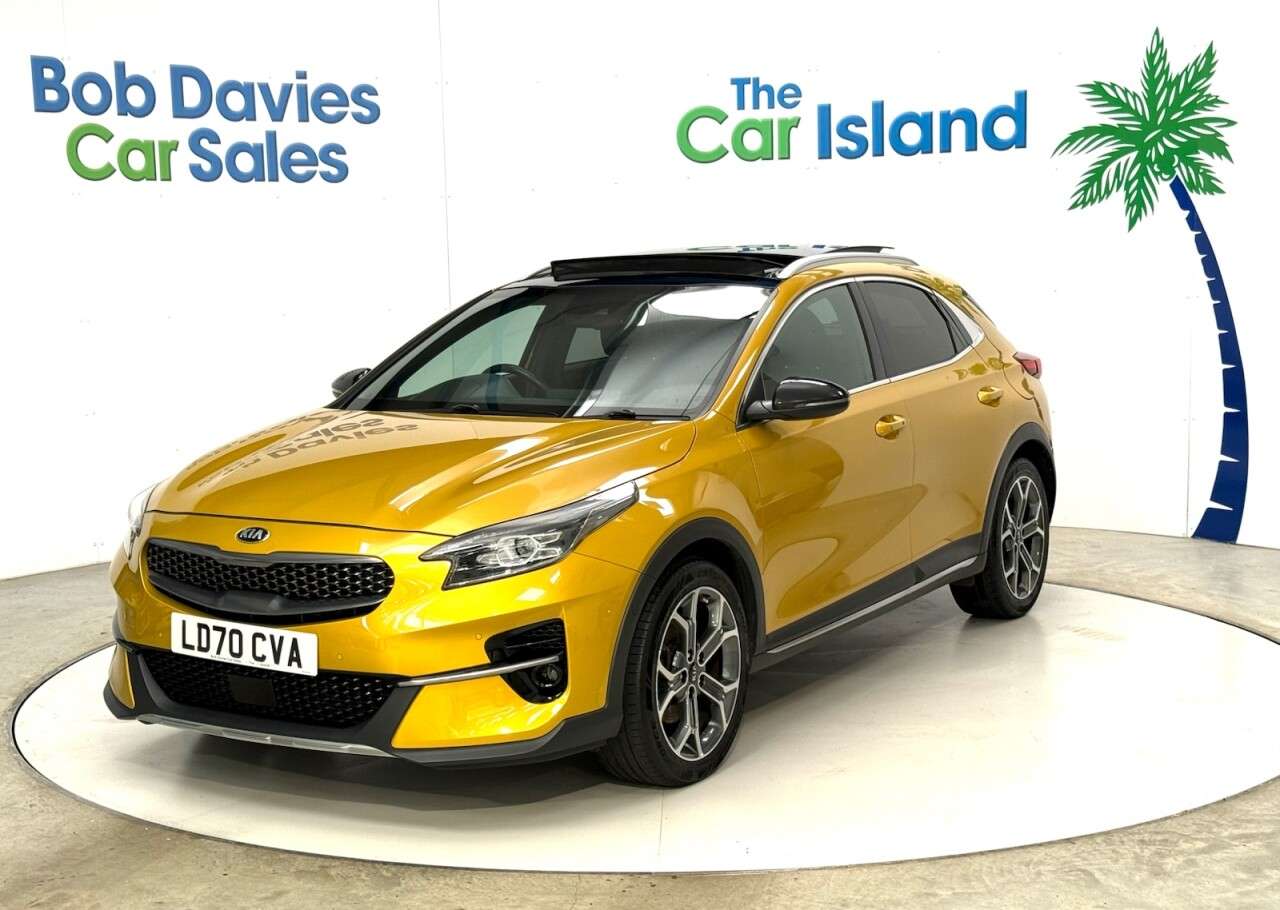 A 2020 KIA XCEED 1.4 T-GDi First Edition SUV 5dr Petrol Manual Euro 6 (s/s) (138 bhp) Panora A 2020 KIA XCEED 1.4 T-GDi First Edition SUV 5dr Petrol Manual Euro 6 (s/s) (138 bhp) Panora