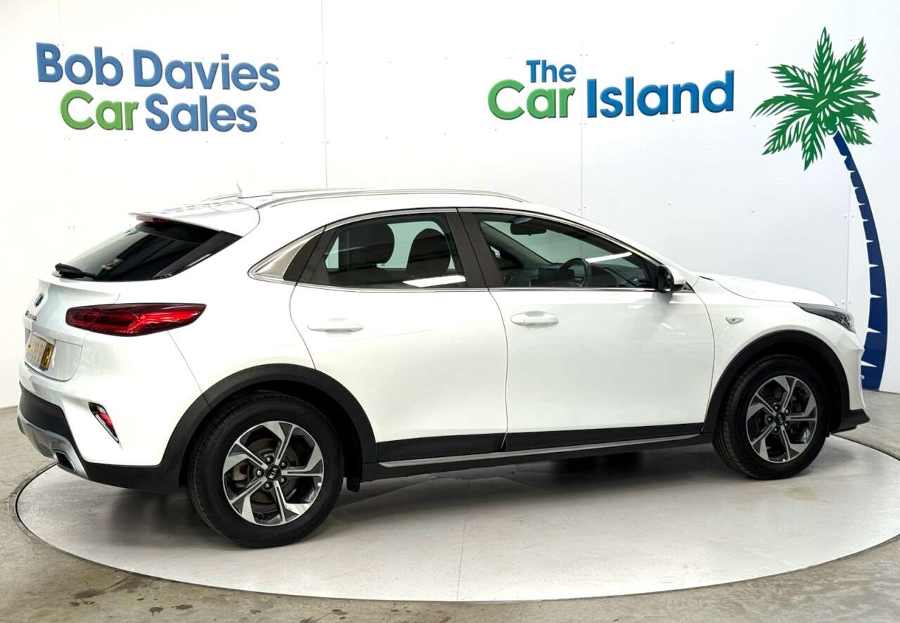 2020 KIA XCEED 2020 KIA XCEED