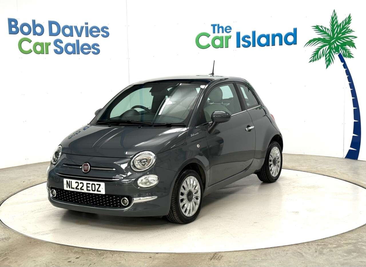 A 2022 FIAT 500 1.0 MHEV Dolcevita Hatchback 3dr Petrol Manual Euro 6 (s/s) (70 bhp) Parkin A 2022 FIAT 500 1.0 MHEV Dolcevita Hatchback 3dr Petrol Manual Euro 6 (s/s) (70 bhp) Parkin