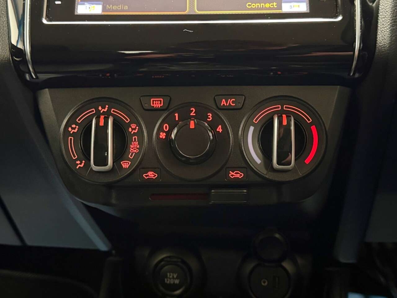 2020 SUZUKI SWIFT 2020 SUZUKI SWIFT