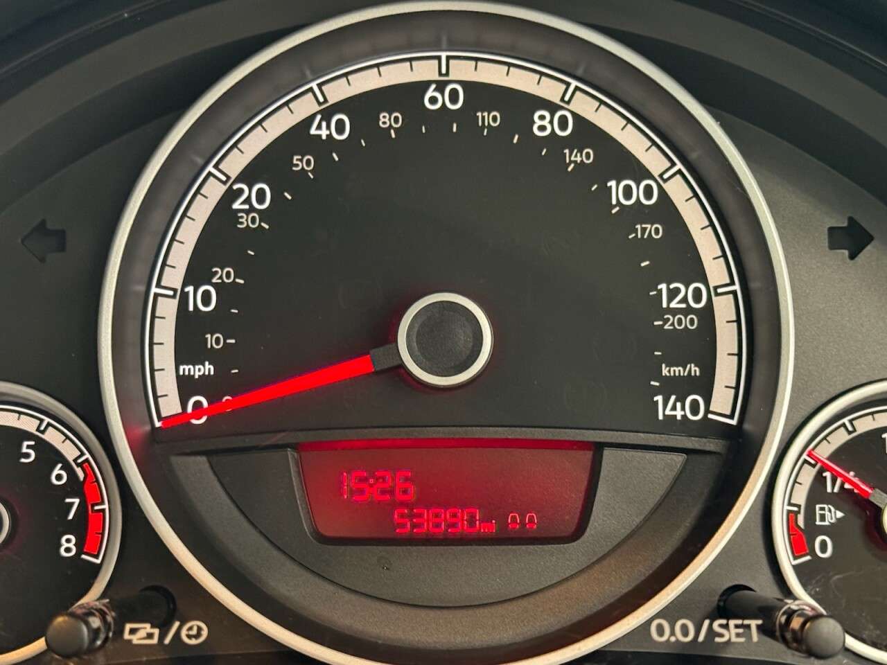 2018 VOLKSWAGEN UP! 2018 VOLKSWAGEN UP!